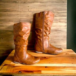 Brown tall leather heeled boots !!